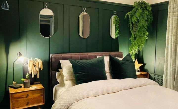 Rustic Green Accents for a Cozy Bedroom