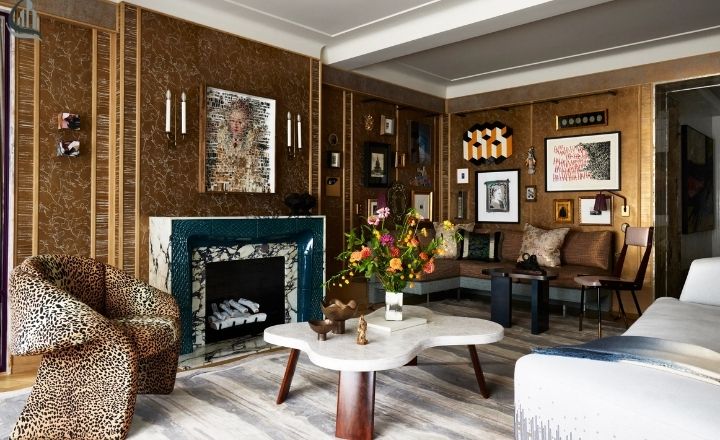 Art Deco Living Room with Marble and Gold Details
