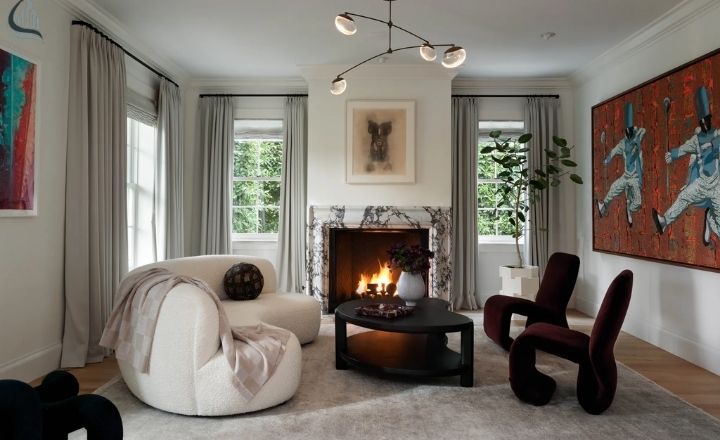 Elegant Art Deco Living Room with Velvet Seating (1)