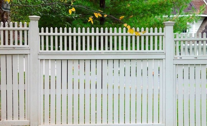 white vinyl privacy fence gate design